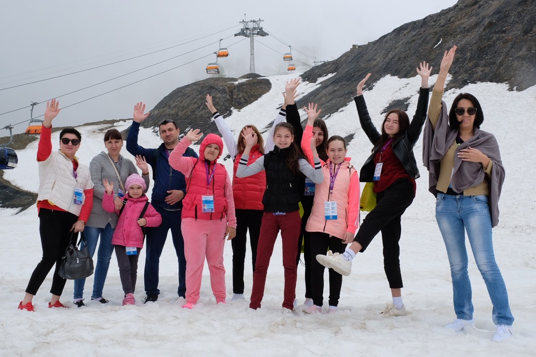 Для участников фестиваля организована экскурсия с подъемом на высоту 2256 метров, Альпика