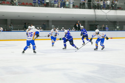 Участники хоккейного турнира